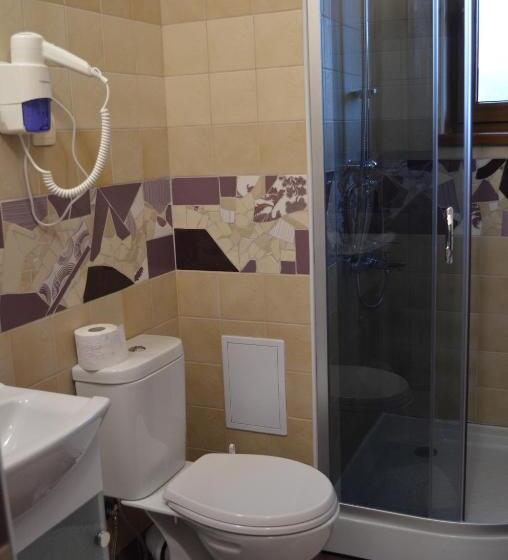 1 Bedroom Apartment Lake View, Eldosport