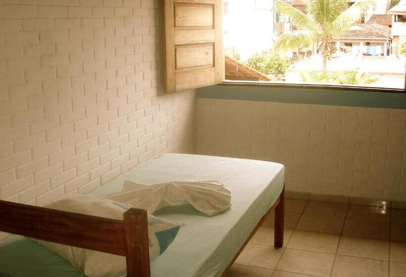 标准三人间, Casa Blanka 2010   Eco Surf Guest House
