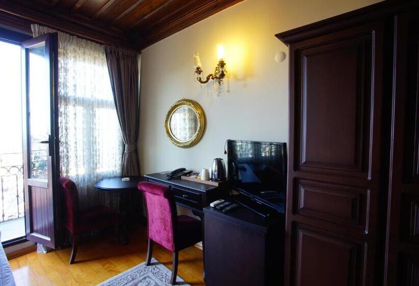 Quarto standart com varanda, Tahir Aga Konagi