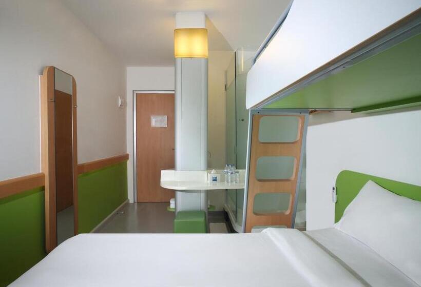 اتاق استاندارد با تخت‌های تاشو, Cordia Hotel Surabaya Airport