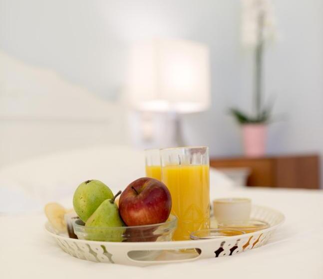 Трехместный Номер Стандарт Вид на Сад, Anemolia Resort And Spa