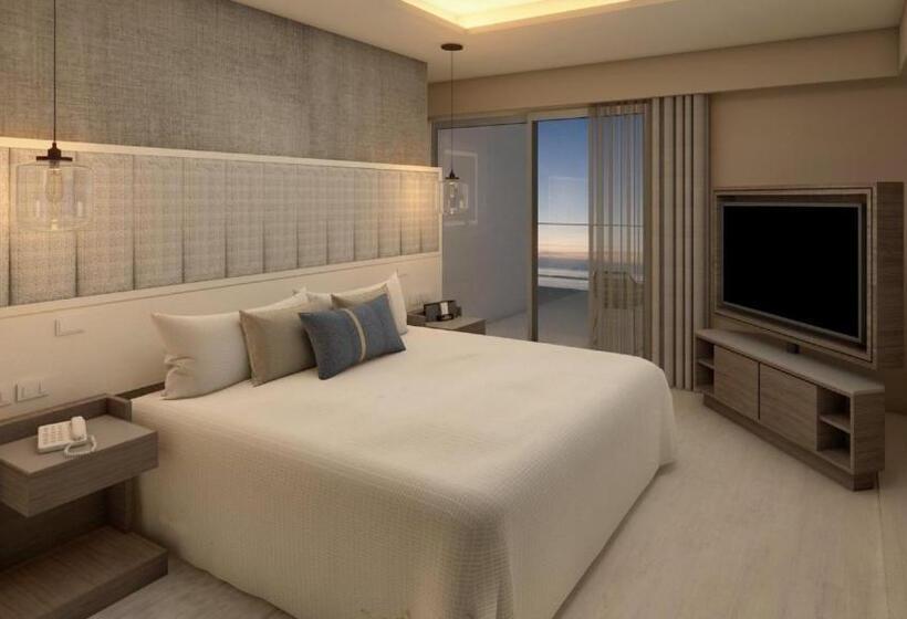 سوئیت کلاب, Hideaway At Royalton Blue Waters, An Autograph Collection All Inclusive Resort   Adults Only