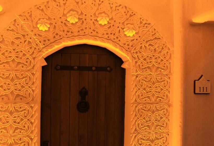 اتاق استاندارد سه نفره, Izala Hotel   Boutique Class