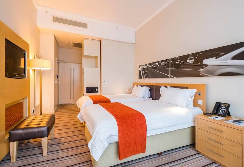 اتاق استاندارد با چشم‌انداز شهر, Protea Hotel By Marriott Gaborone Masa Square