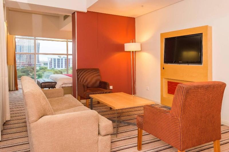 سوئیت با تخت بزرگ, Protea Hotel By Marriott Gaborone Masa Square