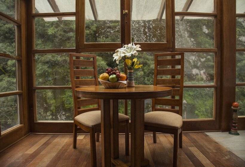 سوئیت با چشم‌انداز رودخانه, Casa Del Sol Machupicchu