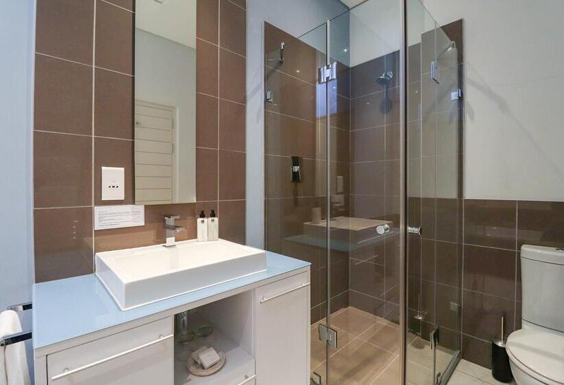 Апартаменты 3 Спальни, Whale Coast All Suite Hotel   Dcc Hotel Group