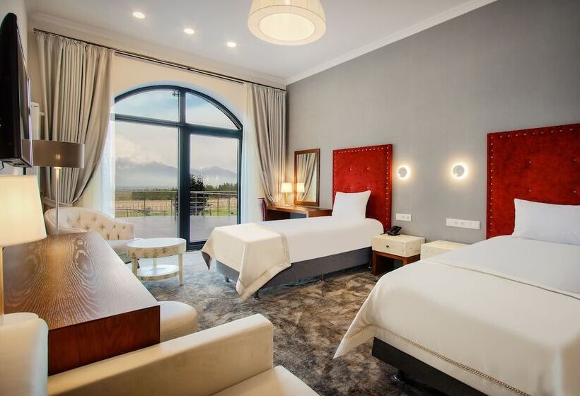 اتاق استاندارد با چشم‌انداز باغ, Panorama Kakheti Resort By Cosmos Hotels