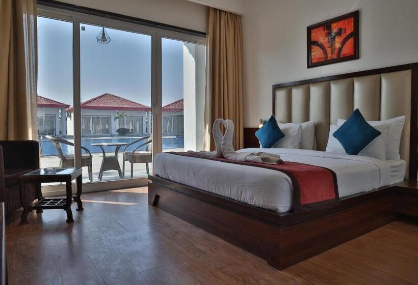 Президентский Люкс, Mannat Resort Paota