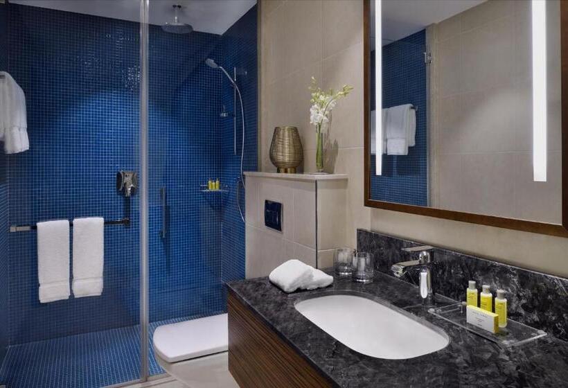 Апартаменты 3 Спальни, Marriott Executive Apartments Al Khobar