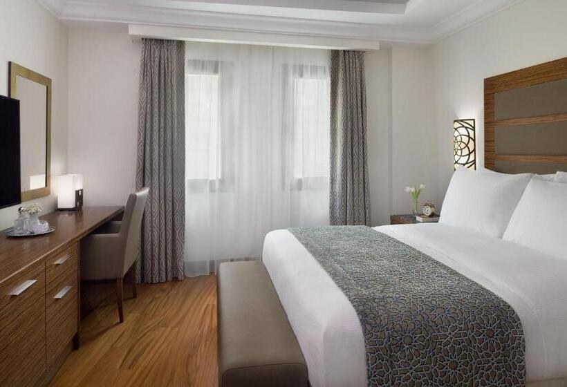 Апартаменты 3 Спальни, Marriott Executive Apartments Al Khobar