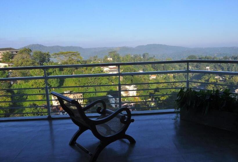 سوئیت 2 خوابه, Amaara Sky Hotel Kandy