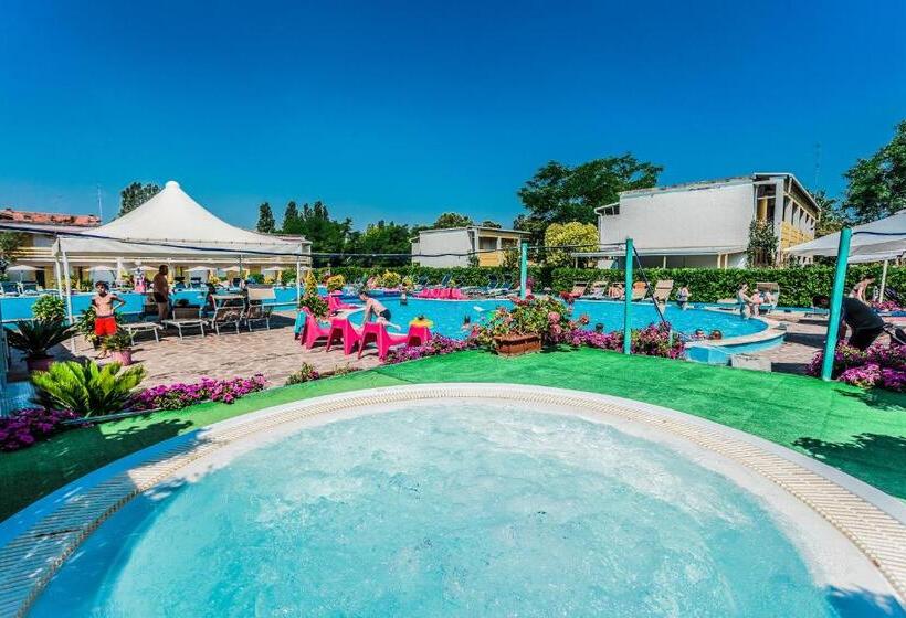 آپارتمان سوپریور 2 خوابه, Residence Blu Marlin Natural Beach