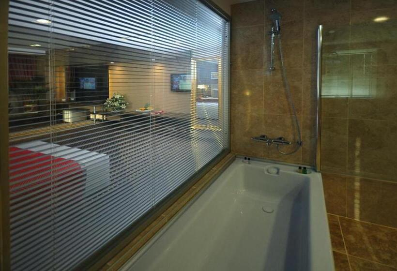 سوییت, Ramada Plaza By Wyndham Izmit