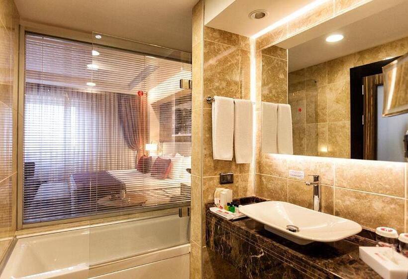 سوئیت سینیور, Ramada Plaza By Wyndham Izmit