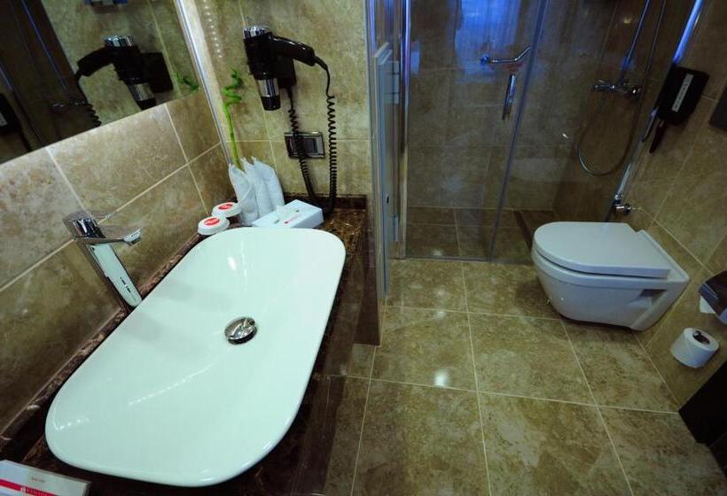 اتاق استاندارد تودرتو, Ramada Plaza By Wyndham Izmit
