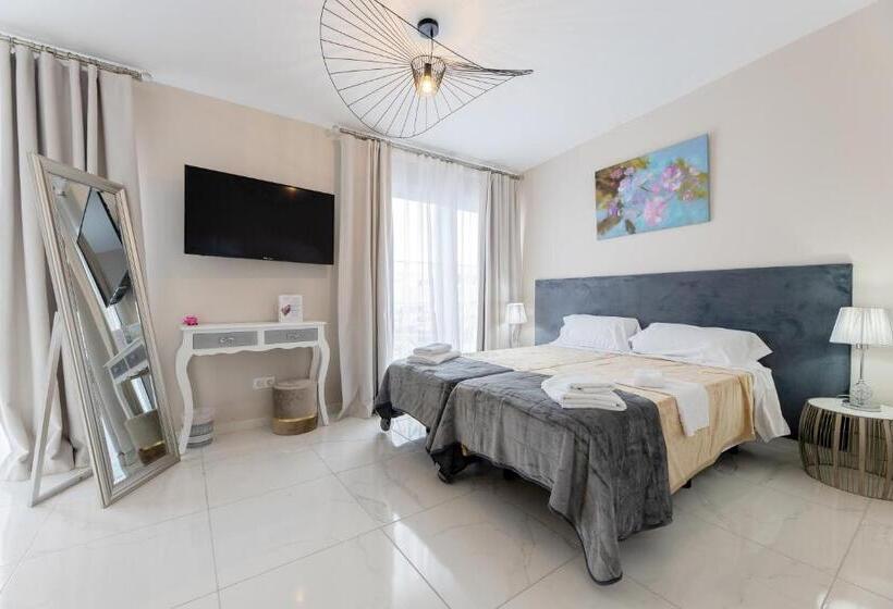 スタンダードルーム, Residencia Deportiva Rozarossa