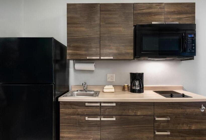 اتاق لوکس, My Place Hotel Wenatchee, Wa