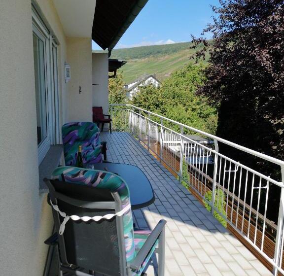شقة غرفتين, Appart Pension Schier