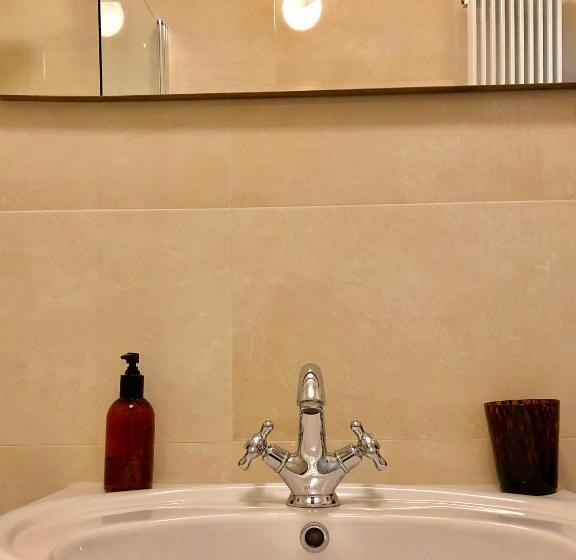 اتاق استاندارد با چشم‌انداز, Décor Canal House