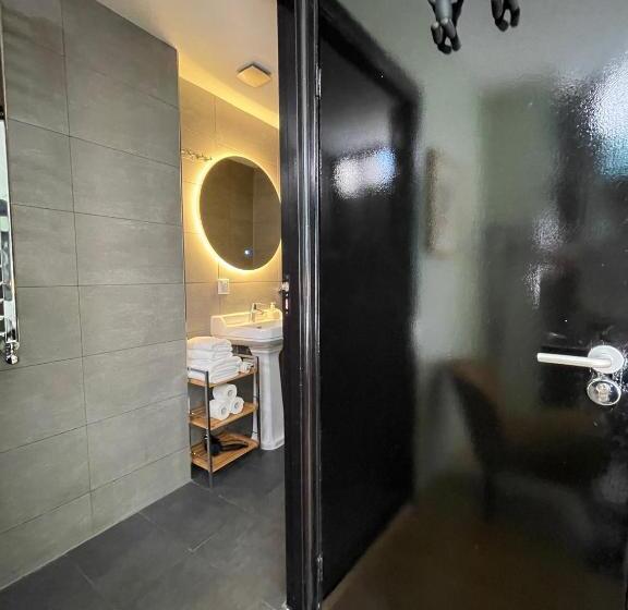 اتاق استاندارد, Décor Canal House