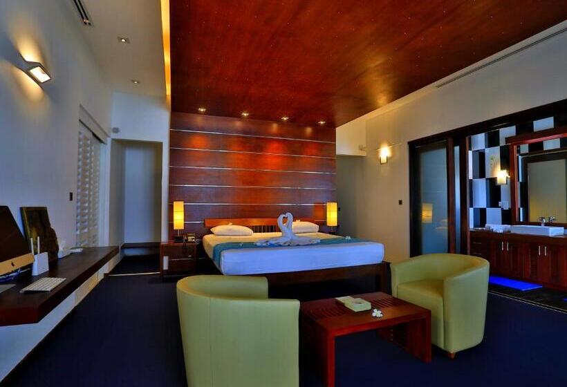프레지덴셜 스위트, Temple Tree Resort & Spa