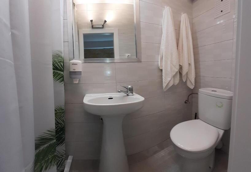 اتاق استاندارد, Hostal Verdemar