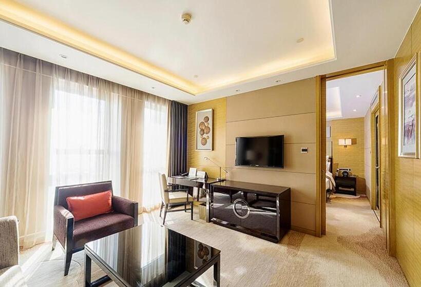 سوییت سوپریور, Pullman Wuxi New Lake