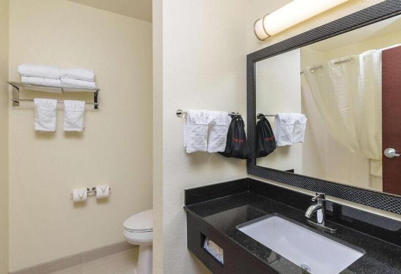 Номер Стандарт Кровать Кинг Адаптированный для Инвалидов, Best Western Concord Inn And Suites