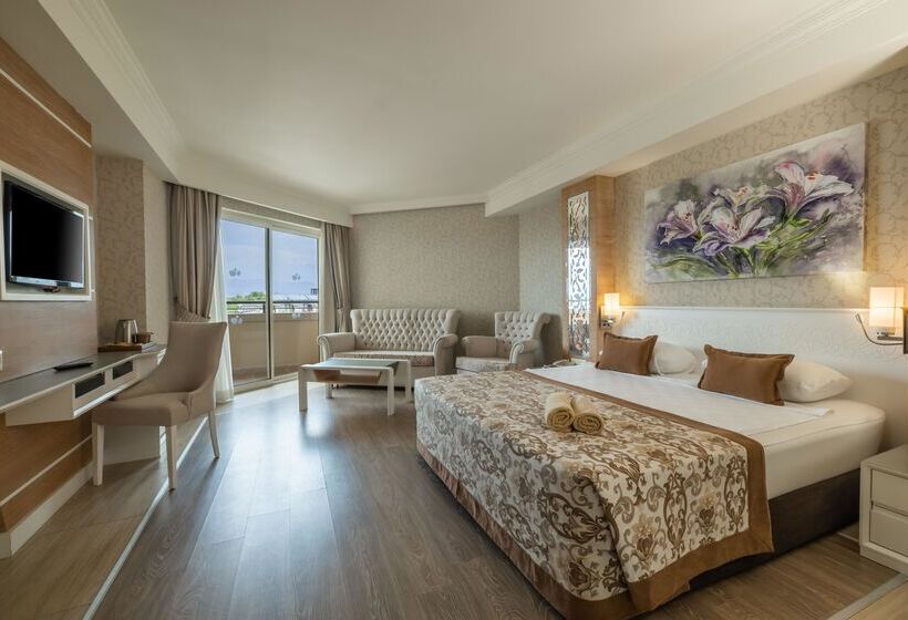 Семейный Номер Боковой Вид на Море, Crystal Sunset Luxury Resort & Spa - Ultimate All Inclusive