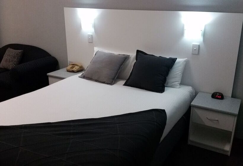 수피리어 룸, Hideaway Motor Inn