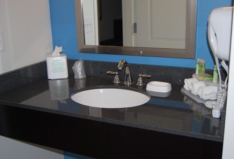 Люкс, Holiday Inn Express & Suites Springville South Provo Area, An Ihg
