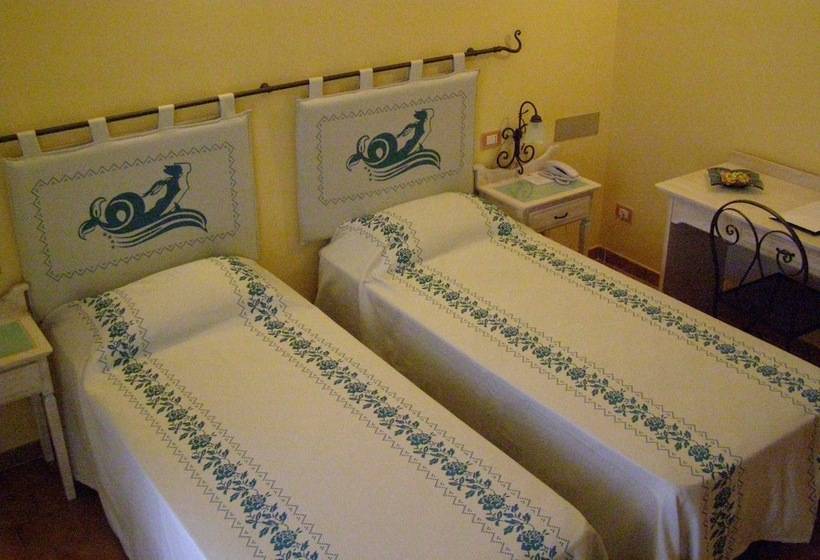 Quarto Comfort, Le Nereidi Hotel & Residence Con Piscina Tennis Fitness Parcheggio Coperto Sala Conferenze
