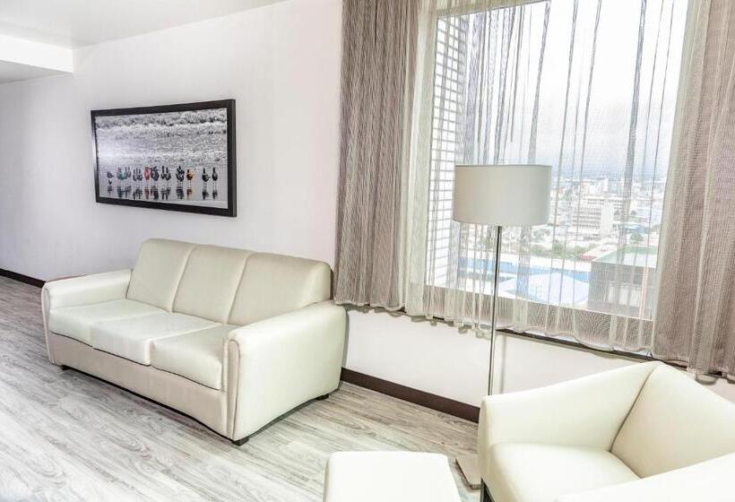 스위트, Park Inn San Jose By Radisson