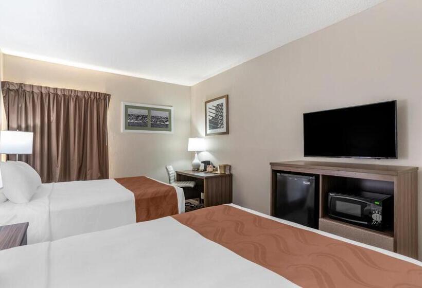 Семейный Номер, Quality Inn