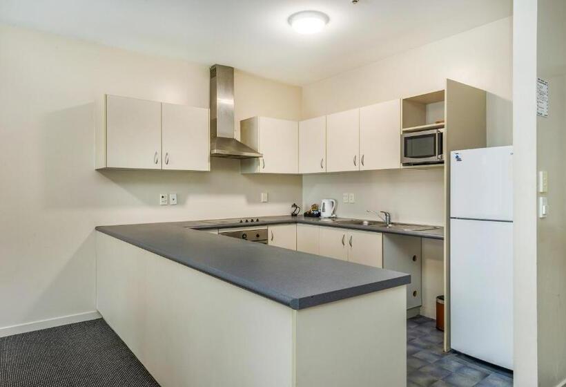 Апартаменты 2 Спальни, Ramada By Wyndham Hamilton City Center