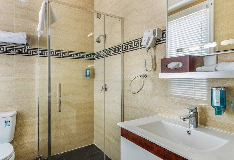 Номер Superior, Ramada By Wyndham Hamilton City Center