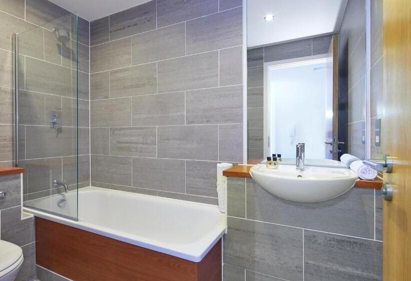 Апартаменты 1 Спальня, Hq Aparthotel Farnborough
