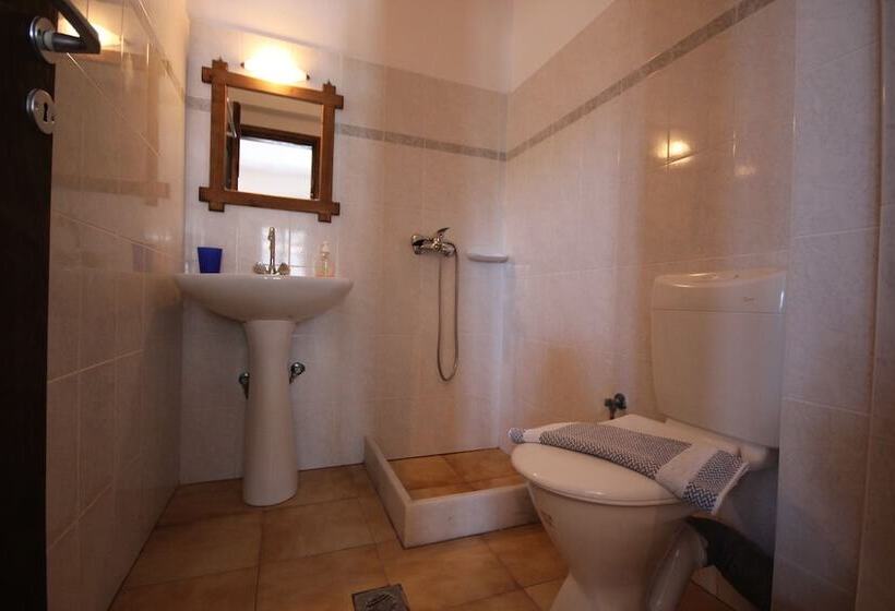 استودیوی استاندارد با چشمانداز دریا, Vrachia Studios & Apartments