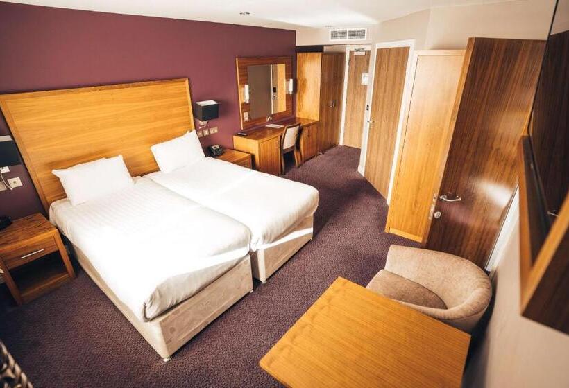 اتاق استاندارد, Blackpool Football Club Stadium Hotel, A Member Of Radisson Individuals