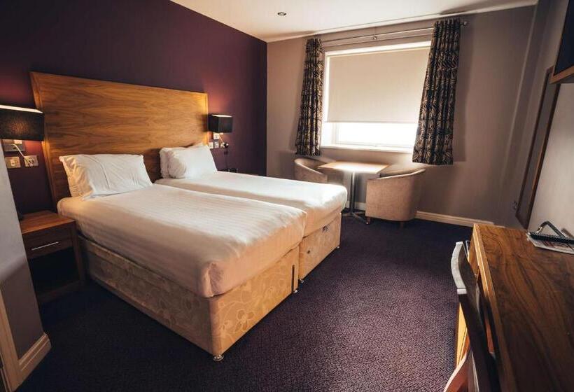 اتاق استاندارد, Blackpool Football Club Stadium Hotel, A Member Of Radisson Individuals