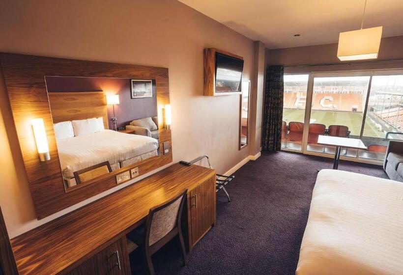 اتاق سوپریور با چشم‌انداز, Blackpool Football Club Stadium Hotel, A Member Of Radisson Individuals