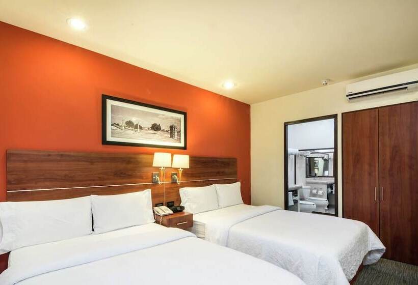 ２ダブルベッドのスタンダードルーム, Hampton Inn By Hilton San Juan Del Rio