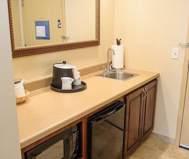Студия Стандарт, Hampton Inn & Suites Brookings