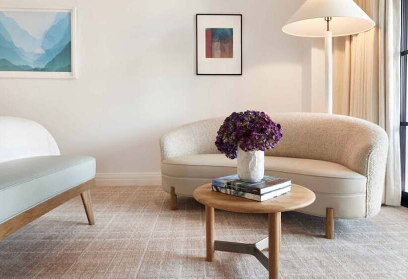 Номер Стандарт с Террасой, The Maybourne Beverly Hills, Maybourne Hotel Collection