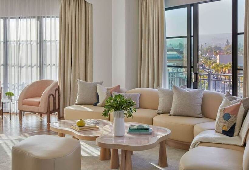 Люкс с Террасой, The Maybourne Beverly Hills, Maybourne Hotel Collection