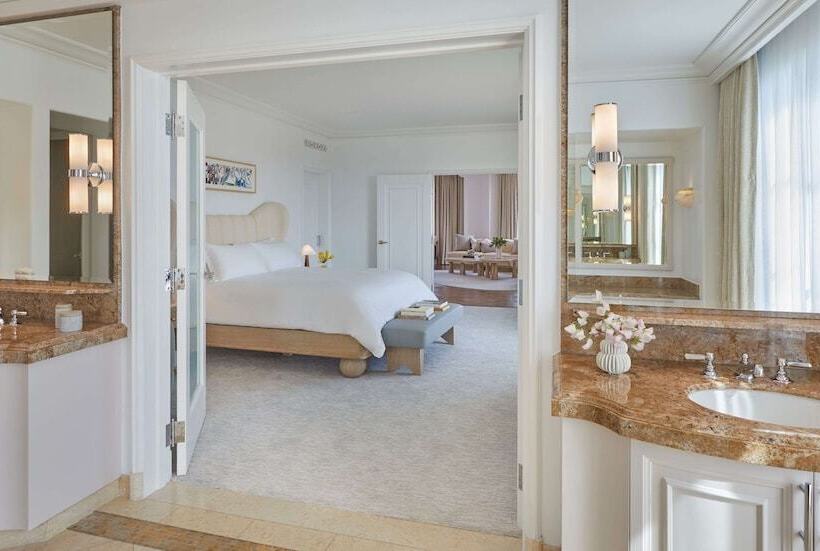 Люкс с Террасой, The Maybourne Beverly Hills, Maybourne Hotel Collection