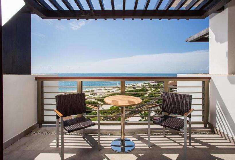 جناح جونيور مطلّ علي البحر, Secrets Playa Mujeres Golf & Spa Resort   All Inclusive Adults Only