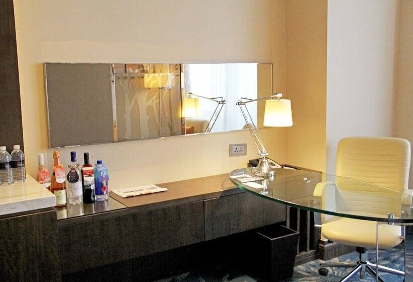 اتاق پرمیوم, Shanghai Marriott Hotel Pudong East