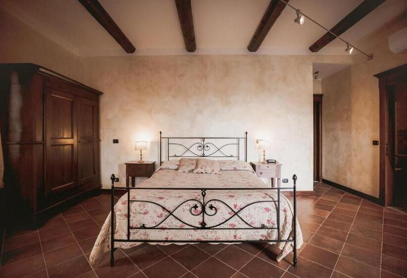 سوییت جونیور با بالکن, Agriturismo Tenuta La Romana